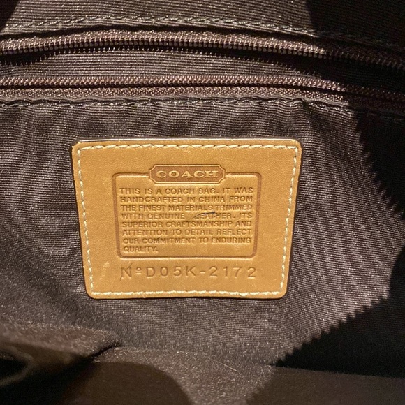 Coach purse - Picture 4 of 5